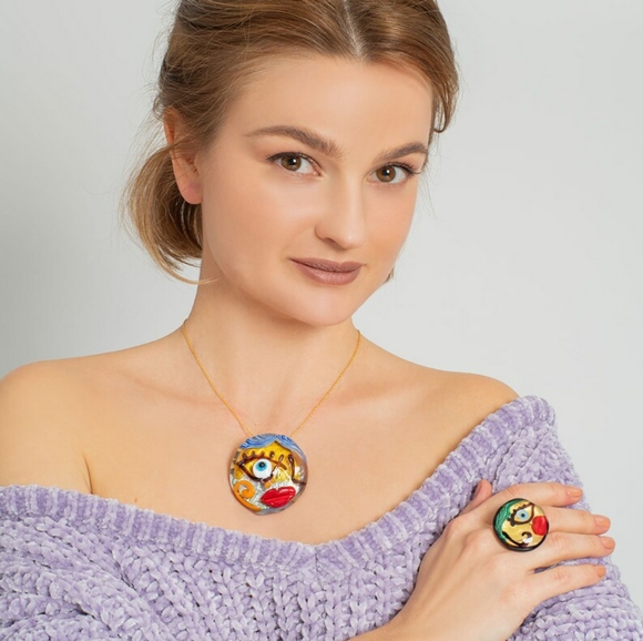 Genuine Glass of Venice Picasso Face Murano Glass Pendant - Handmade - Picture 4 of 4